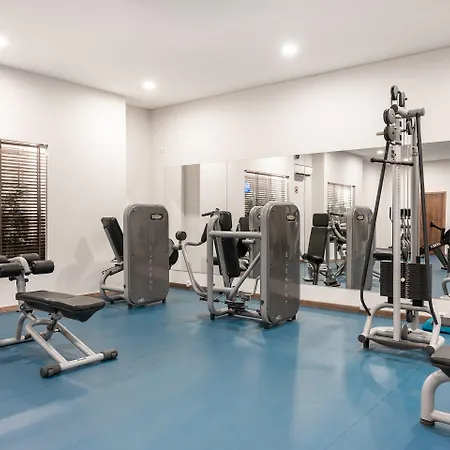 ホテル 3hb Guarana アルブフェイラ